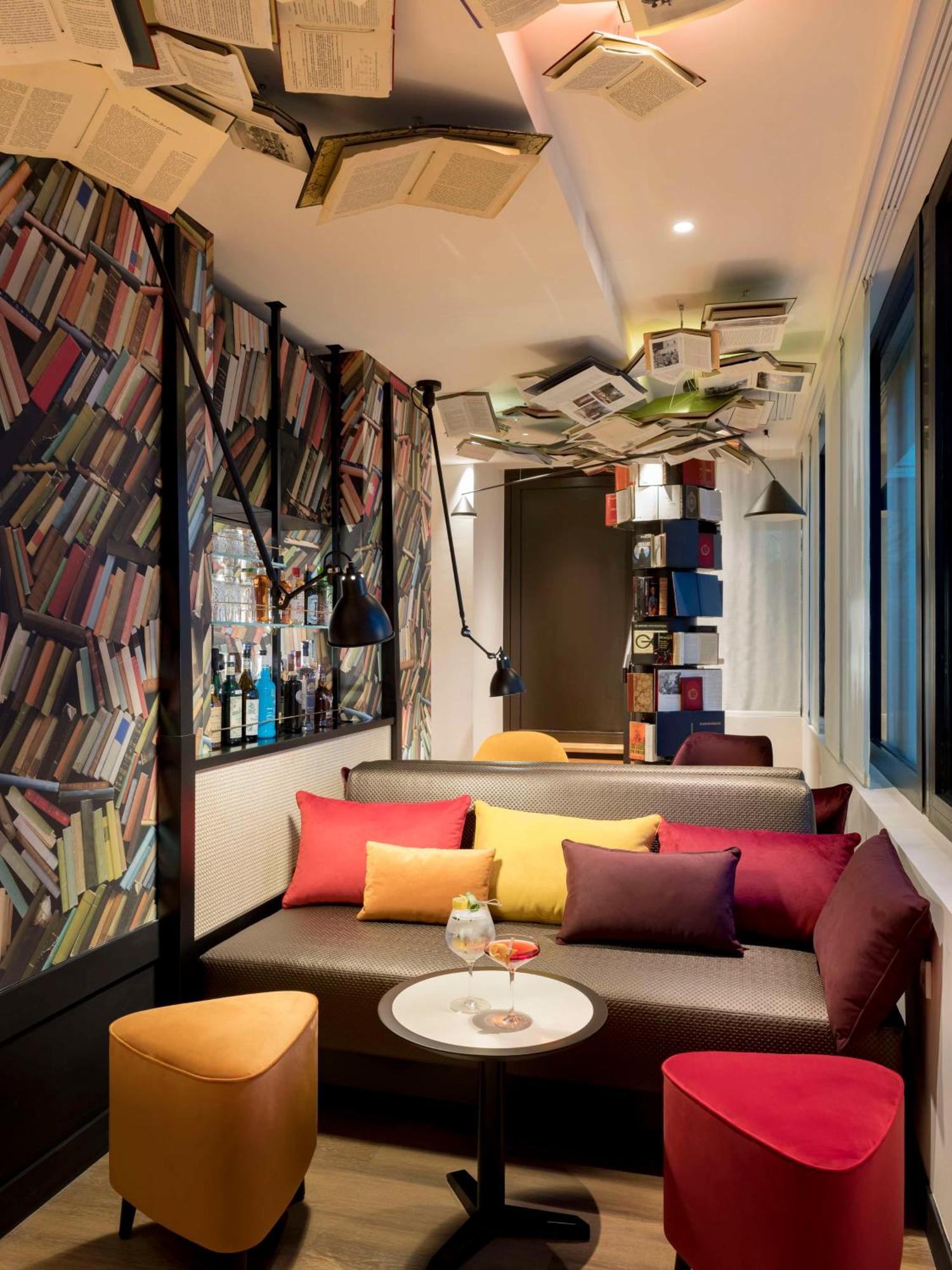 Firstname Hotel 4*