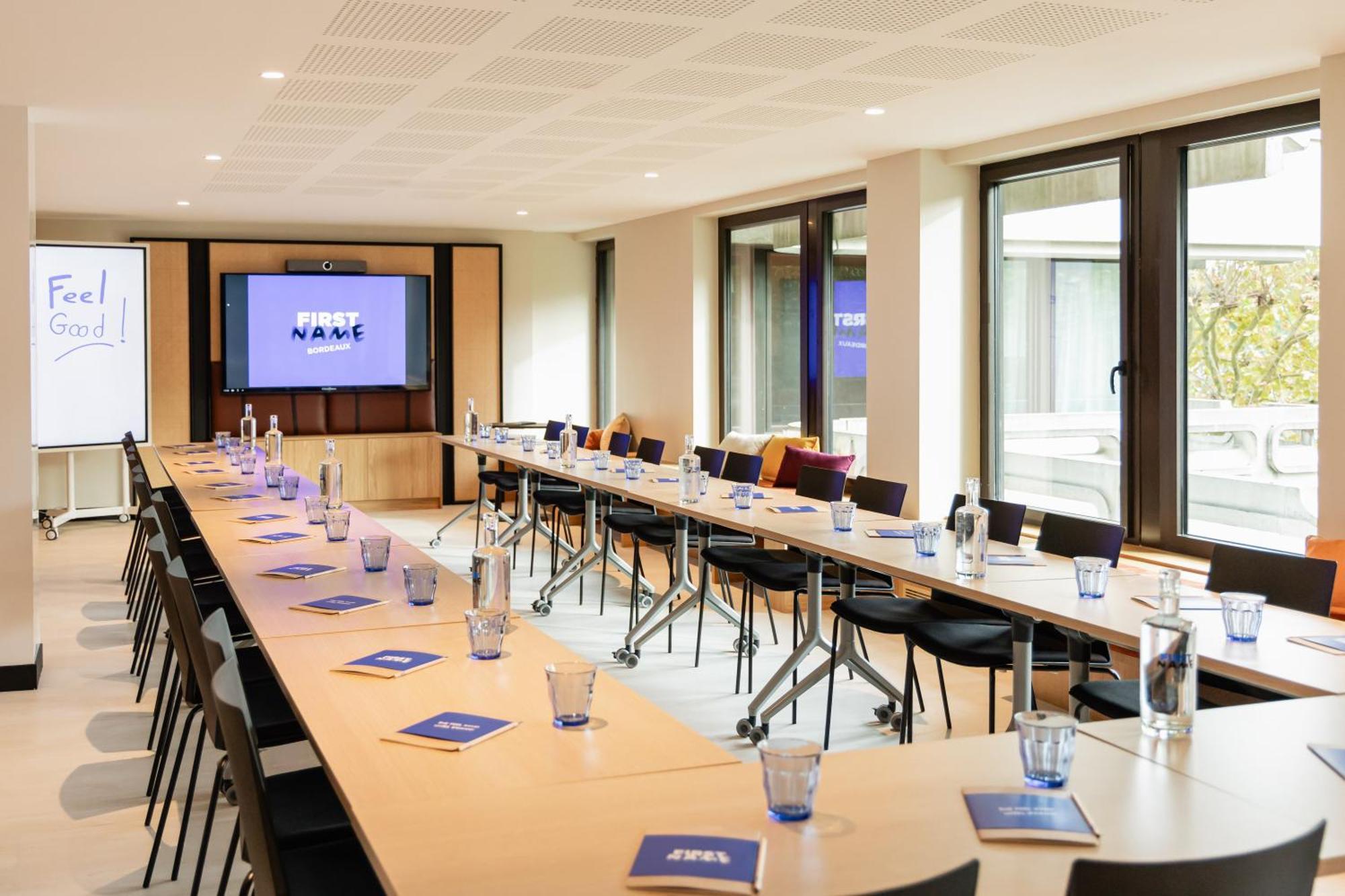 Hotel Firstname Bordeaux